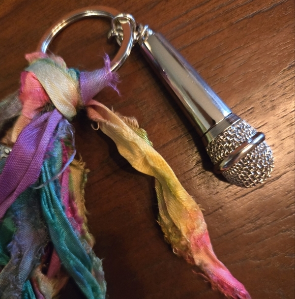 Hand Crafted "Tyler" Keychain - Picture 6 of 9